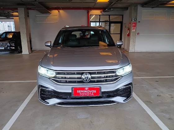 VOLKSWAGEN TIGUAN 2.0 300 TSI GASOLINA ALLSPACE R-LINE AUTOMÁTICO